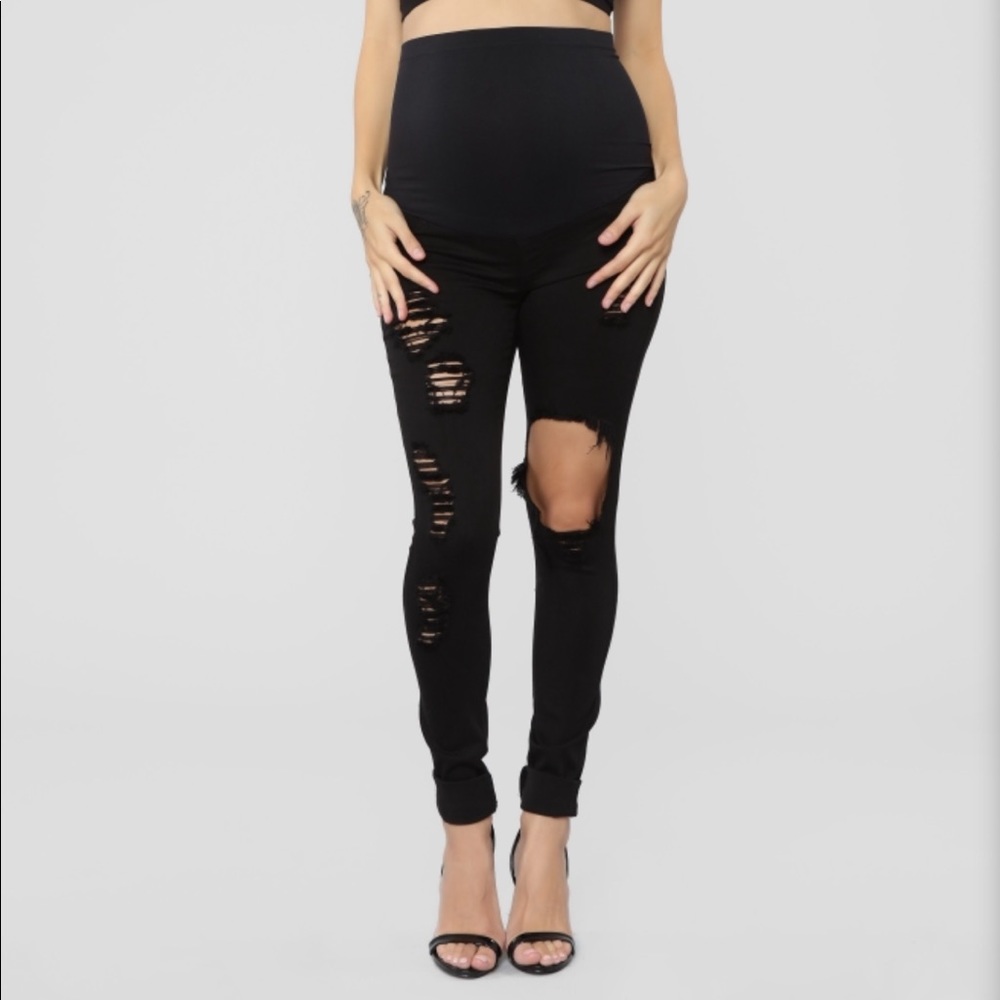 SIZE 11 Fashion Nova Distressed Maternity Jeans
